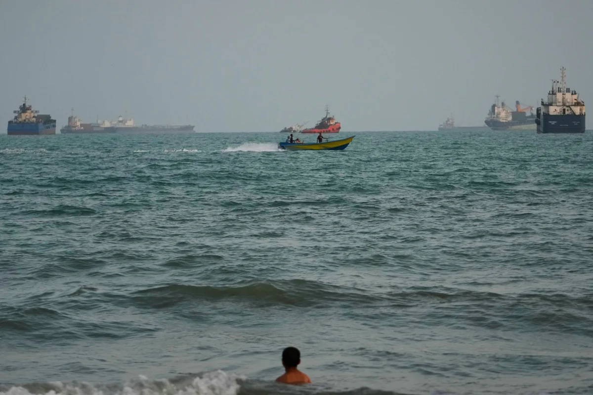 US military hits 3 Iranian oil tankers after saying Navy warships were targeted
